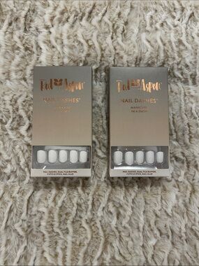 Red Aspen White Press-On Nail Dashes (2 Packs)